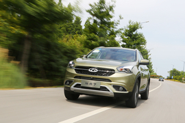 2016款奇瑞瑞虎7试驾