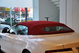 2011款阿斯顿马丁DB9敞篷版