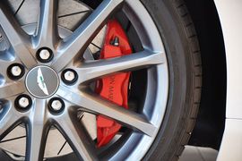 2011款阿斯顿马丁DB9敞篷版