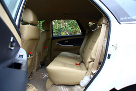 2011款江铃驭胜2.4L豪华版云南试驾实拍