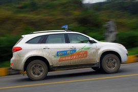 2011款江铃驭胜2.4L豪华版云南试驾实拍