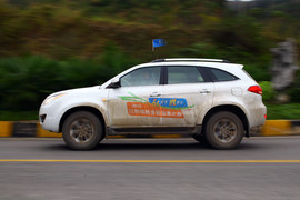 2011款江铃驭胜2.4L豪华版云南试驾实拍