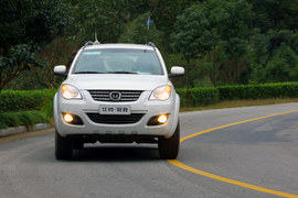 2011款江铃驭胜2.4L豪华版云南试驾实拍