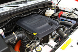 2011款江铃驭胜2.4L豪华版云南试驾实拍