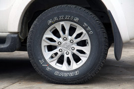 2011款江铃驭胜2.4L豪华版云南试驾实拍