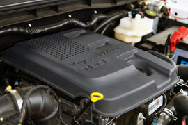 2011款江铃驭胜2.4L豪华版云南试驾实拍