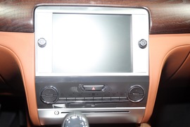 玛莎拉蒂总裁GTS