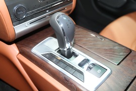 玛莎拉蒂总裁GTS