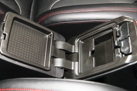 2017款奇瑞瑞虎5