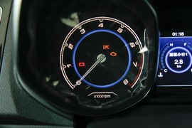 2017款奇瑞瑞虎5