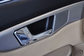 2011款别克凯越1.6LX-AT