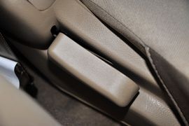 2011款别克凯越1.6LX-AT