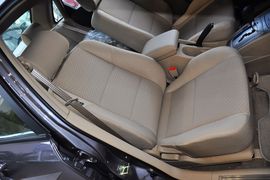 2011款别克凯越1.6LX-AT