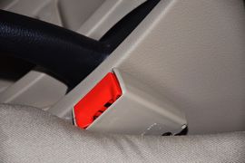 2011款别克凯越1.6LX-AT