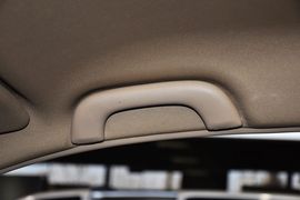 2011款别克凯越1.6LX-AT