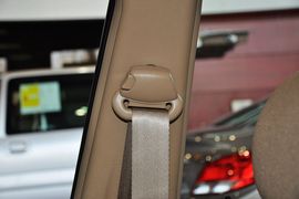 2011款别克凯越1.6LX-AT