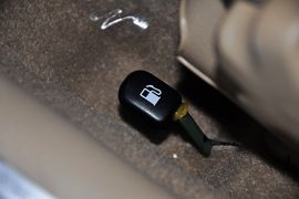 2011款别克凯越1.6LX-AT