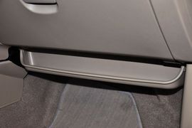 2011款别克凯越1.6LX-AT