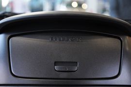 2011款别克凯越1.6LX-AT