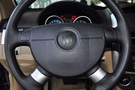 2011款别克凯越1.6LX-AT