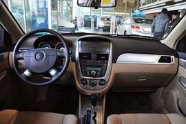 2011款别克凯越1.6LX-AT