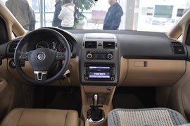 2011款大众途安1.4TSI