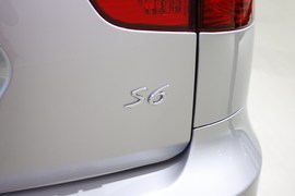 比亚迪S6车展实拍