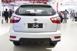 比亚迪S6车展实拍