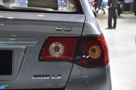 2011款天津一汽威志三厢