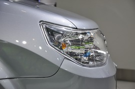 2011款天津一汽威志三厢