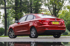 2016款长安逸动1.6L