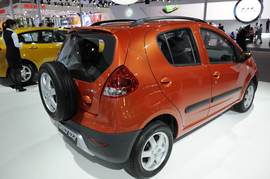 全球鹰GX2车展实拍