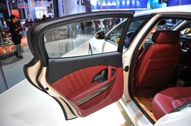 玛莎拉蒂总裁车展实拍