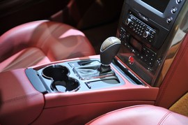 玛莎拉蒂总裁车展实拍