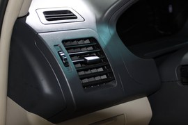 比亚迪S6车展实拍