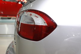 比亚迪S6车展实拍