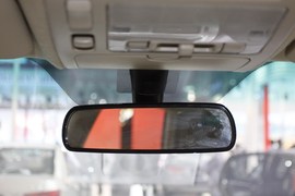 比亚迪S6车展实拍