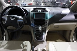 比亚迪S6车展实拍