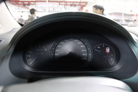 比亚迪S6车展实拍