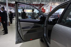 比亚迪S6车展实拍