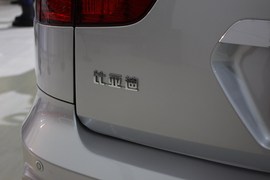 比亚迪S6车展实拍