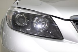 比亚迪S6车展实拍