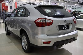 比亚迪S6车展实拍