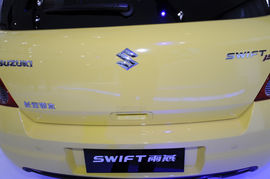 2011款雨燕车展实拍