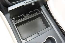 2016款奔驰威霆2.0T商务版