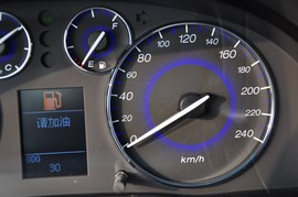 广汽传祺2.0L手动精英版到店实拍