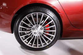阿斯顿马丁Rapide车展实拍