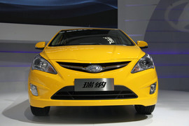 北京现代瑞纳两厢实拍