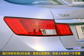 广汽传祺2.0L手动精英版到店实拍