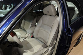 荣威750车展实拍